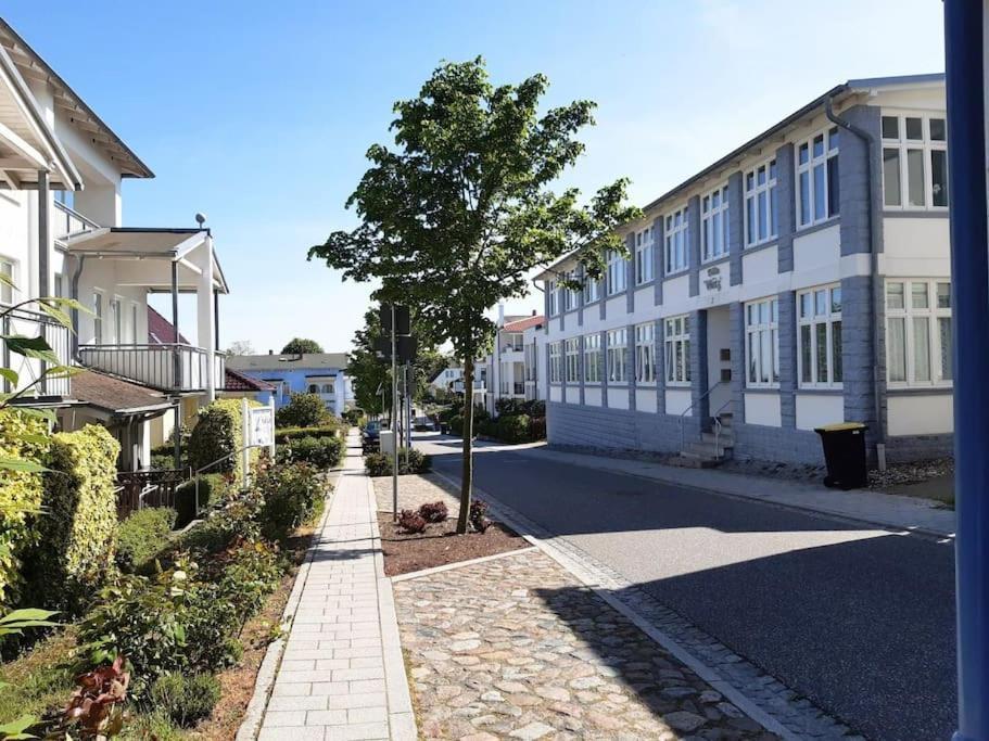 Helle, Offene Whg Im Zentrum Vom Ostseebad Goehren Goehren  Exterior photo